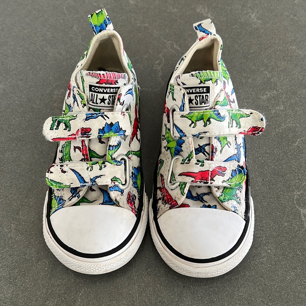 Toddler Dino converse